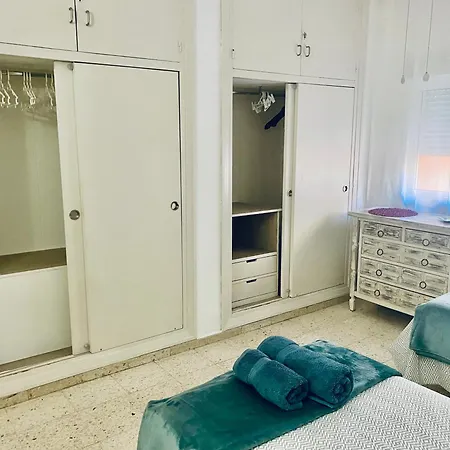 Primera Linea De Playa Y Centrico Lejlighed Fuengirola